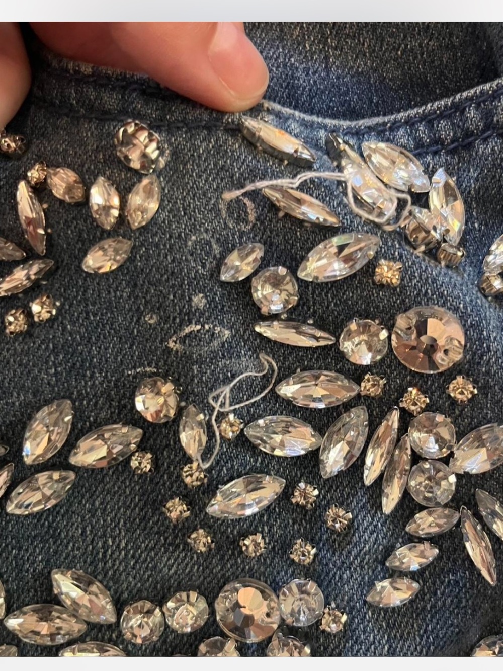 Free people dark wash denim mini skirt with floral beading and frayed hem - Picture 4 of 4
